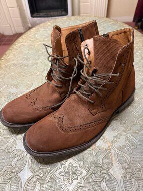 Kenneth Cole Unlisted